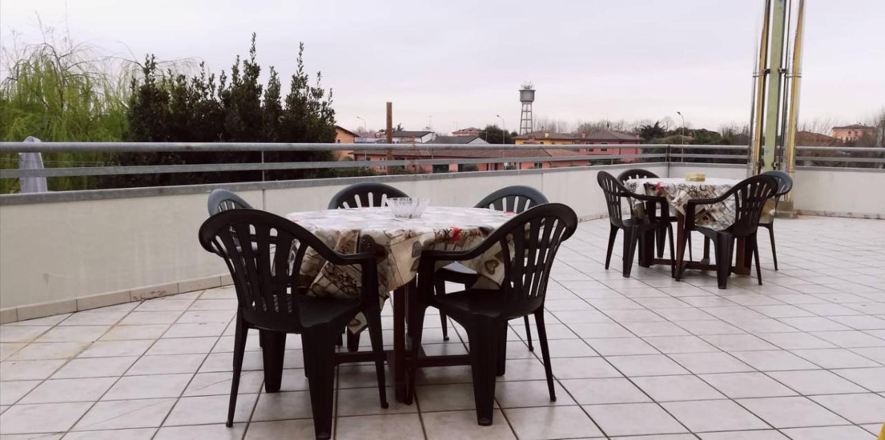Albergo La Rovere 로베르벨라 외부 사진